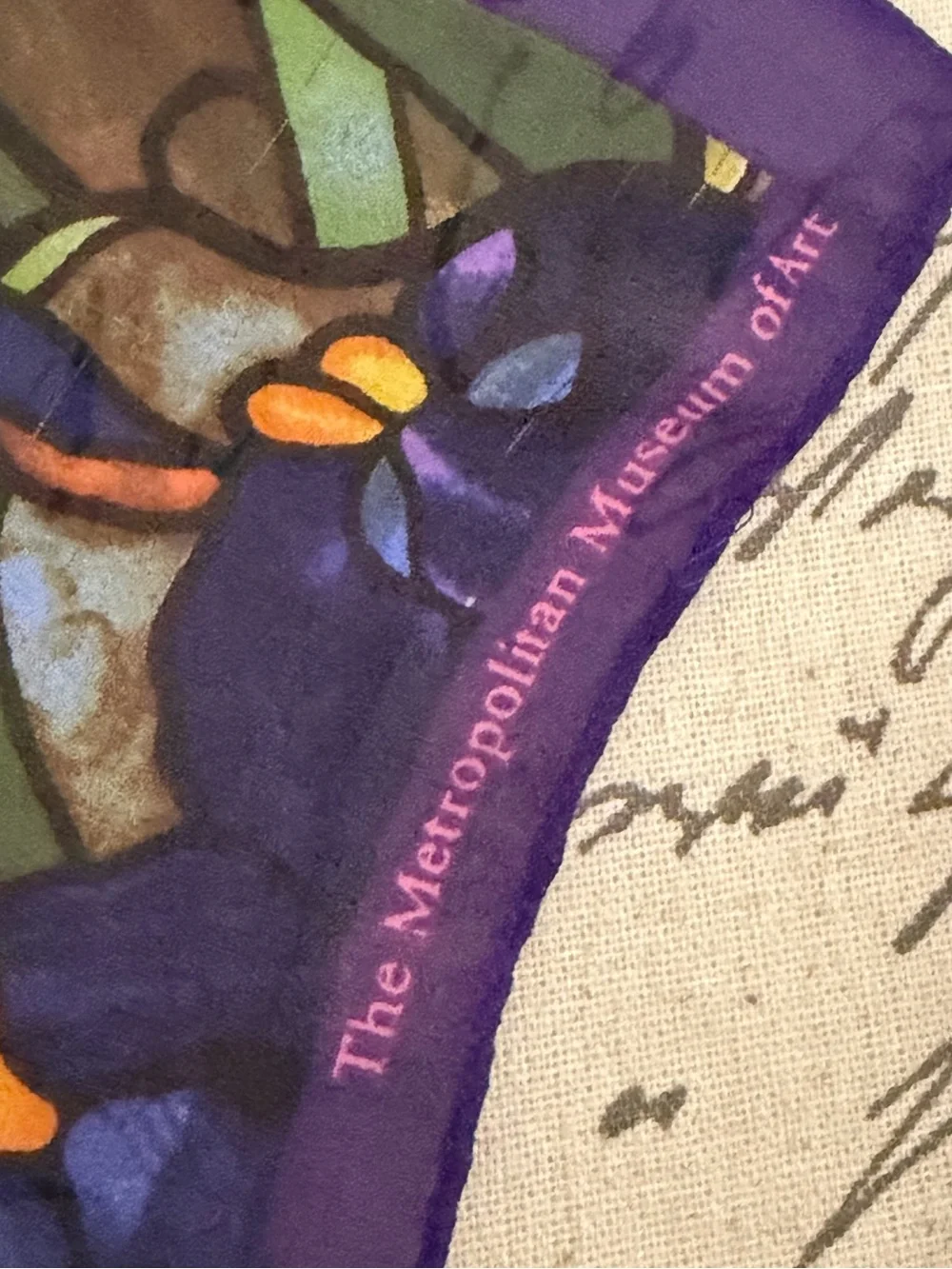 Gorgeous Metropolitan Museum of Art Louis C. Tiffany Silk Crepe Scarf.